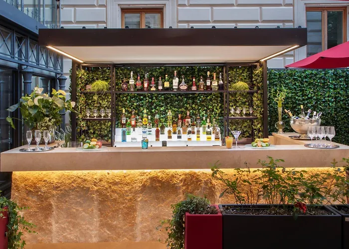 Rose Garden Palace By Omnia Roma